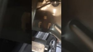 Renault Sandero Stepway как снать крепление внутренней накладки задней двери