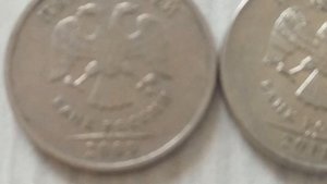 ПОЧЕМУ НЕКОТОРЫЕ МОНЕТЫ МАГНИТЯТСЯ И НЕТ? подделки?