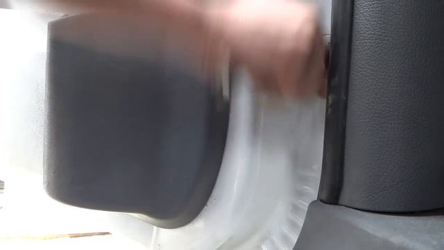 MERCEDES Vito. Устраняем провисание двери. Регулировка. смотреть онлайн