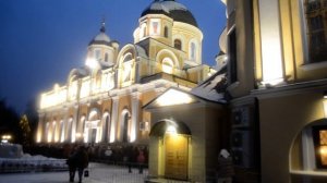 Мощи Матроны Московской.Покровский монастырь.