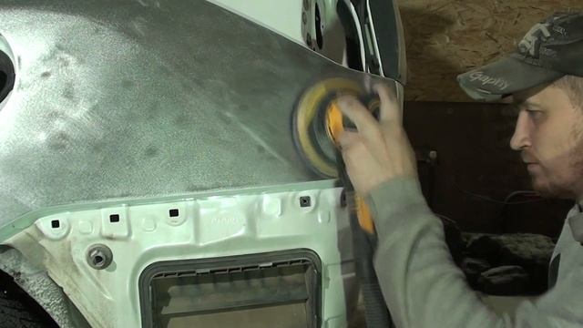 Готовлю крыло Lexus к грунтованию смотреть онлайн