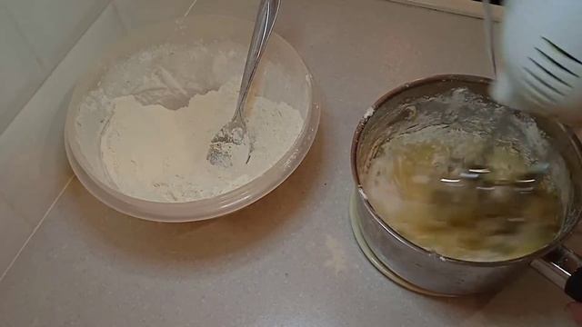 Молочные РАССЫПЧАТЫЕ КОРЖИКИ / Рецепт коржиков как в детстве / рецепты PIONA