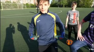 КРУЧЕНЫМ ПРОТИВ НАКЛБОЛ В ФУТБОЛЕ