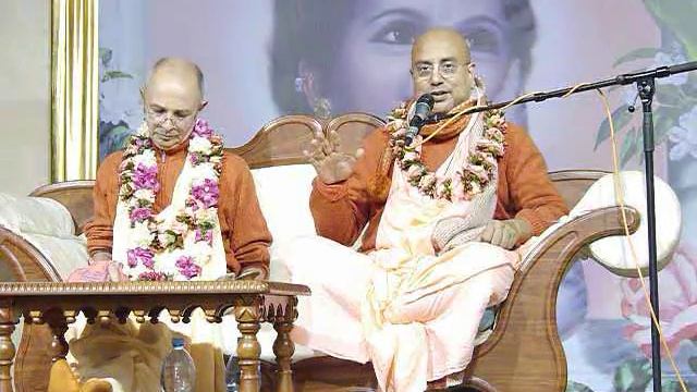 Лекция Б Б Бодхайан Махараджа в ИСККОН Москва 121230 смотреть онлайн