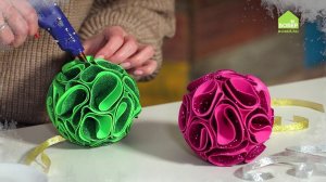 Как сделать ёлочные шары из фоамирана. Декоративные шары ИЗ ФОАМИРАНА. Новый год своими руками!