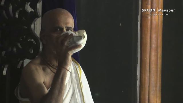 Mangal Arati Sri Dham Mayapur - February 29, 2024 смотреть онлайн