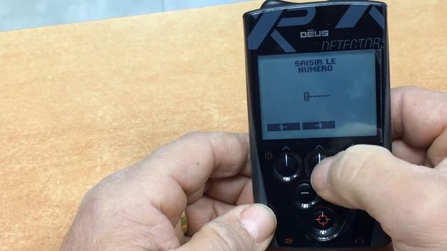 XP DEUS : Jumeler un nouveau disque à la télécommande смотреть онлайн