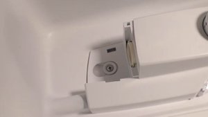How to Replace an Ariston Fridge Freezer Light Bulb