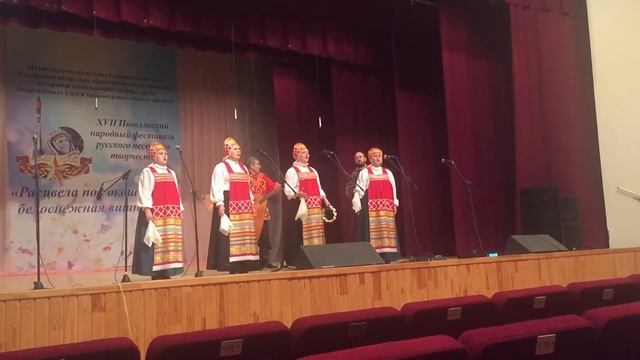 Ансамбль ВЕРЕЯ__"Стоят берёзоньки..."