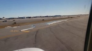 Посадка самолета в аэропорту им. Дж. Кеннеди в Нью-Йорке.