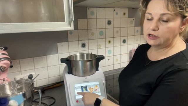 Влог,мой сумасшедший день,что то у меня сегодня не по плану,зато суббота свободна,творожные рогалик