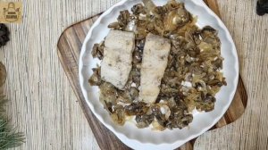 Судак запечённый с картофелем в сметане. Праздник на столе из простых продуктов.