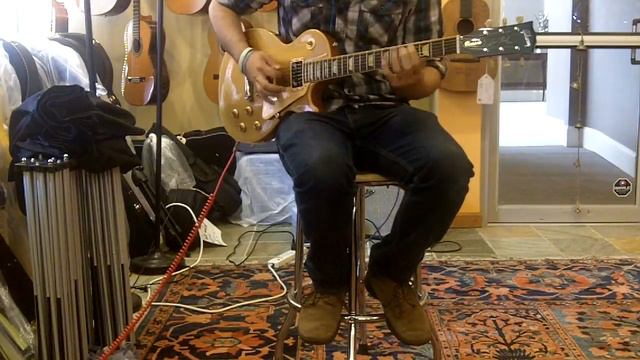 Gibson Les Paul Classic 1960 смотреть онлайн