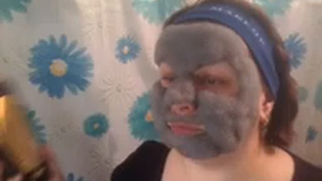 ВЛОГ # Делаю маску// рассказываю про свой уход// смотреть онлайн
