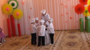 "Маленькие поварята" Детский танец.