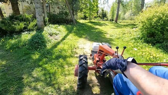 Мотоблок МТЗ накатался,хуторянин укатался.