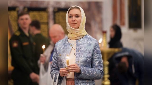 Почему храмы так дорого украшены? смотреть онлайн