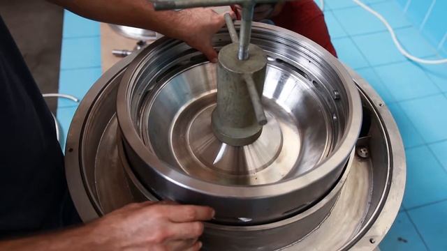 Часть 2. Сборка сепаратора-сливкоотделителя РОТОР-ОСЦП-5. смотреть онлайн