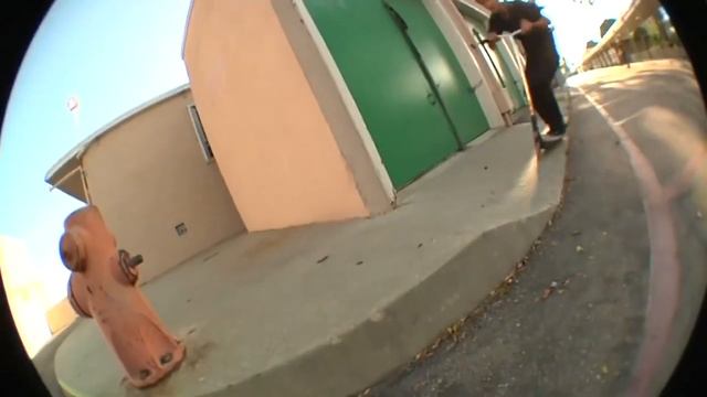 HOW TO TAILWHIP НА САМОКАТЕ!!! смотреть онлайн