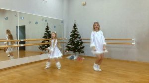 Кошачий весёлый танец! мяу-мяу! :)