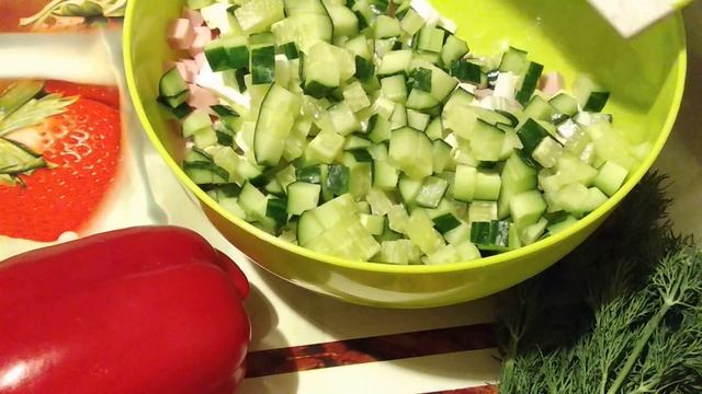 "Берлинский" салат. Очень простой, но очень вкусный! смотреть онлайн