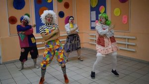 Зажигательный танец "Весёлые клоуны " исп. танцевальный коллектив "Комплимент"