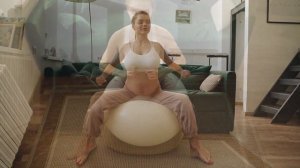 ПОЛОЖЕНИЕ РЕБЕНКА ВО ВРЕМЯ БЕРЕМЕННОСТИ | Когда ребенок переворачивается вниз головой в животе мамы