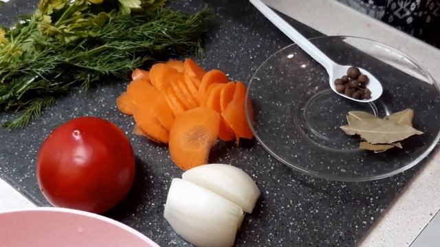 Уха по - Одесски.  Уха  домашняя из мелкой морской рыбы. Простой и быстрый рецепт юшки.