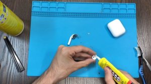 How to Clean Airpods - Deep Cleaning Airpods 2