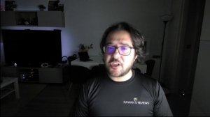 Nuroum V32 AFL 4K Conference Webcam | vs Logitech C920