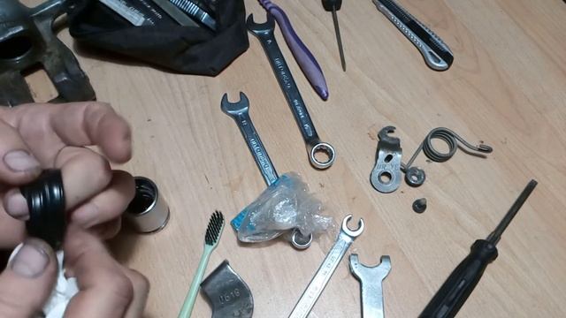 пересмазка и замена поршня на суппорте смотреть онлайн