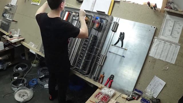 Сборка электрического щита. Электро щит смотреть онлайн