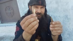 ΤΟ ΤΙΜΙΟ ΞΥΛΟ ΒΥΘΙΖΕΤΑΙ