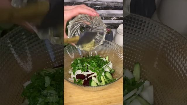 Божественный вкус ?#салат #салатсосвеклой #свекла #рецепт #рецептпп #весеннийсалат #кулинария #еда