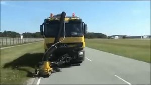 Вакуумная подметально --уборочная машина BEAM 14000