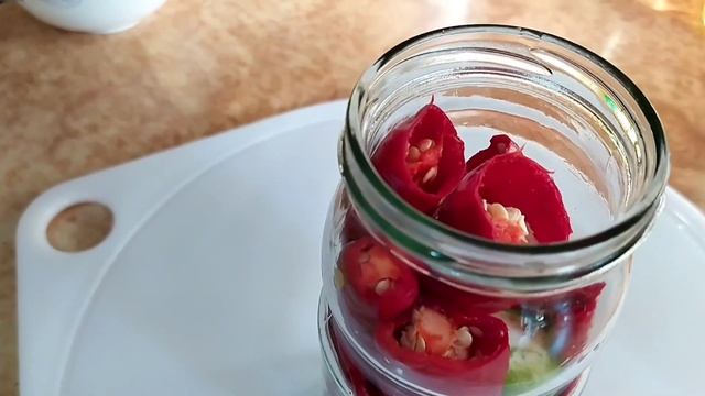 МАРИНОВАННЫЙ ОСТРЫЙ ПЕРЕЦ