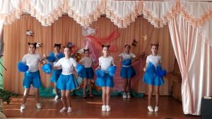 Танец с помпонами. ГУДО "Ушачский РЦДиМ" 2021 год