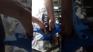 Ставим поршня блок 21083