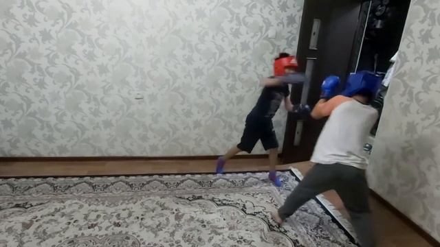 Бокс 9лет(крс) 10лет(син) любительский Бокс дети