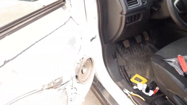 Авто доводчик стекол Mitsubishi ASX смотреть онлайн