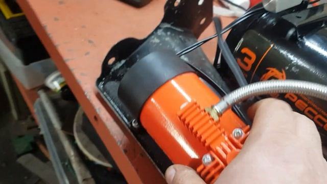 Внедрение насоса с ресивером под капот смотреть онлайн