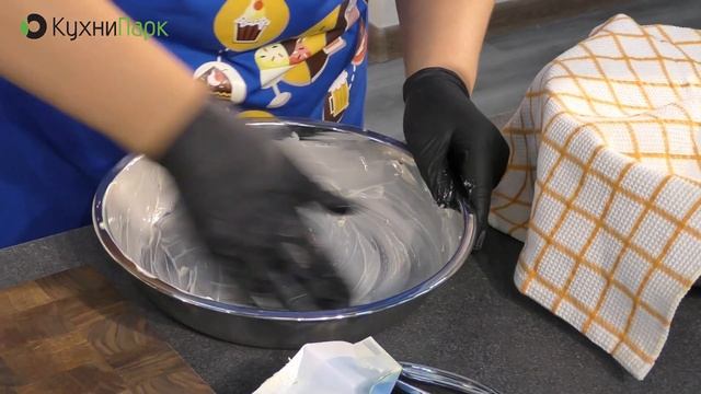 Борщ с пампушками, как готовить. Мастер-класс от КухниПарк смотреть онлайн