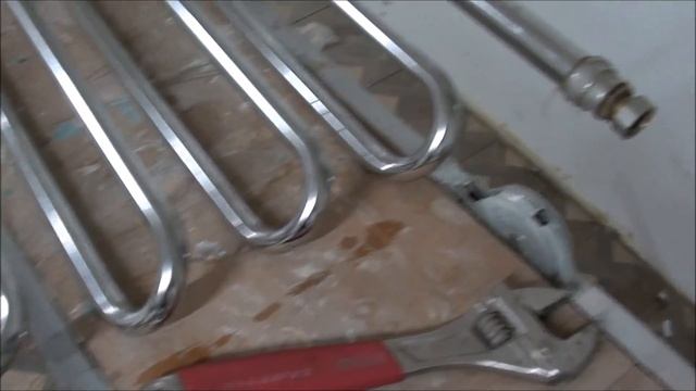 Как нужно правильно осуществлять сборку резьбовых соединений на полотенцесушителе!