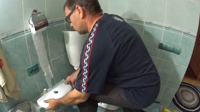 ЗАСОРИЛСЯ УНИТАЗ, ЧТО ДЕЛАТЬ! CLOGGED TOILET, WHAT TO DO! ¡El inodoro está obstruido! qué hacer?