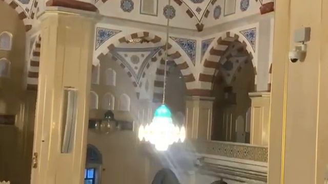 Азан в мечети города @Грозный смотреть онлайн