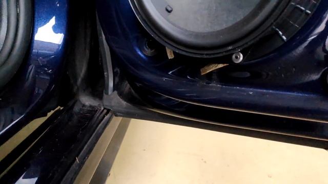 Откуда попадает вода в Golf 7 проверьте у себя! Решение проблемы. смотреть онлайн