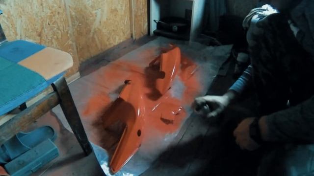 Покраска пластика из балончика.