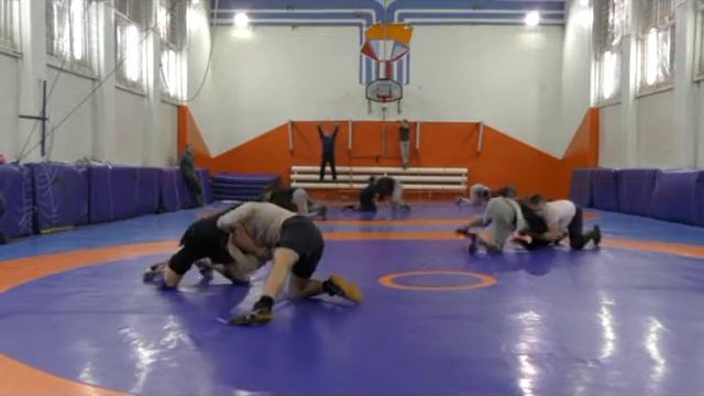 Т М Сборна Оренбуржья по вольной борьбе 02 10 2019 г Бугуруслан 6 частьСовершенствование приемо смотреть онлайн