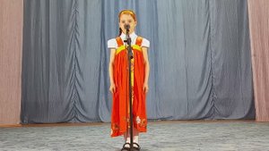 Медведева Алиса. Народная песня "Балалаечка" Никольский Дом культуры