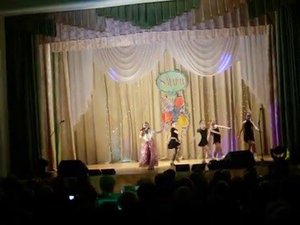 Подарил колечко